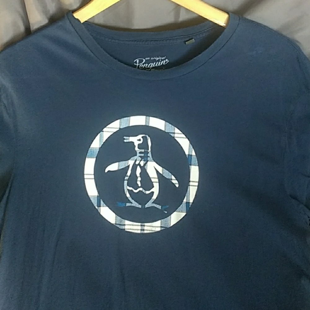 Logo Tee